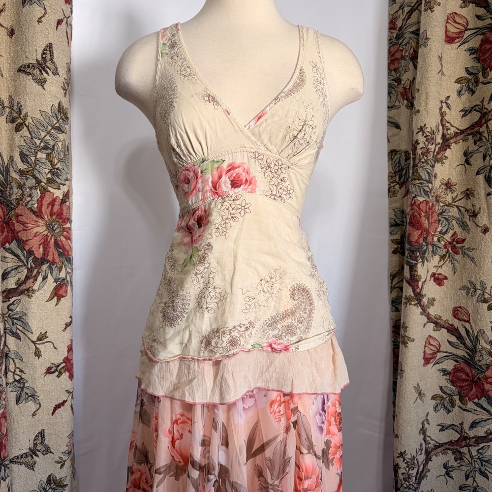 Refuge Stunning Cream Floral Paisley Tiered Ruffle Camisole Top Smocked Back
